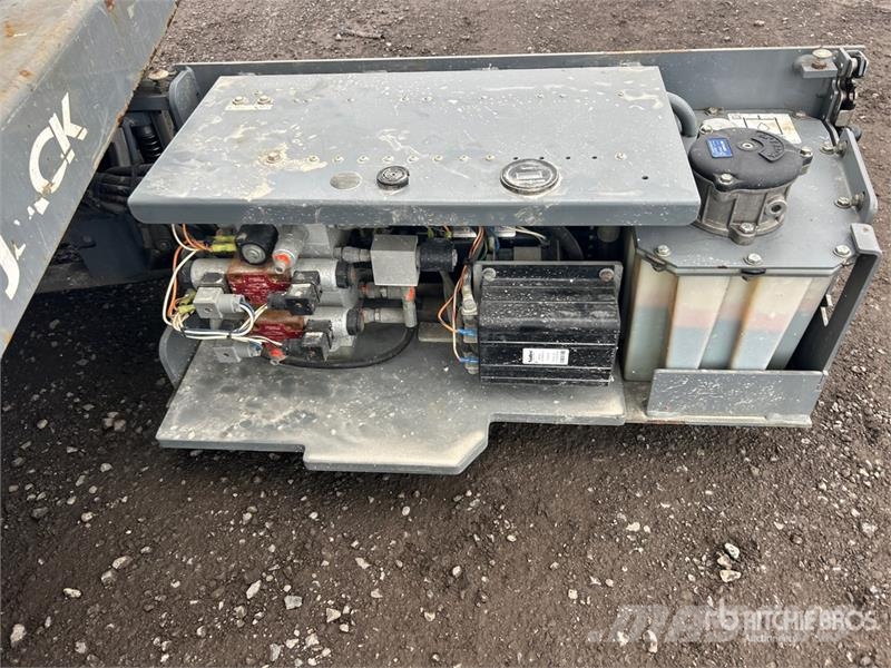 SkyJack SJIII3219 Käärtõstukid