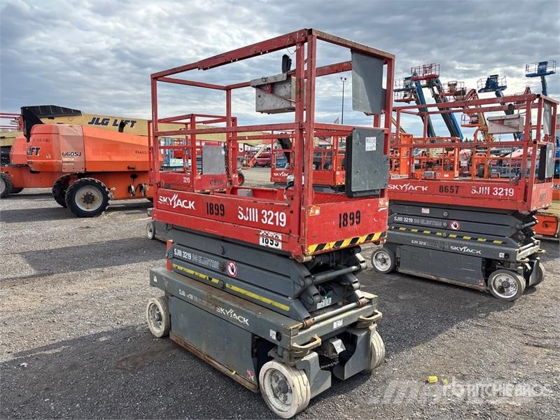SkyJack SJIII3219 Škaraste platforme