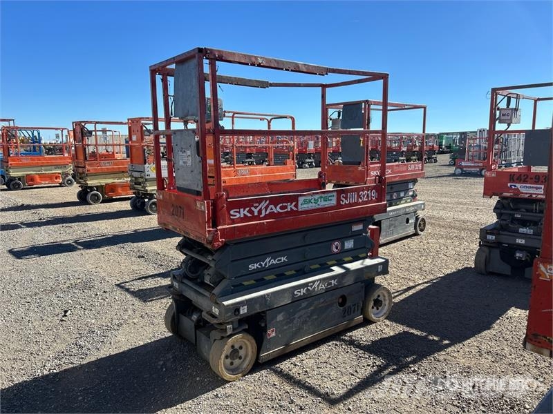 SkyJack SJIII3219 Škaraste platforme