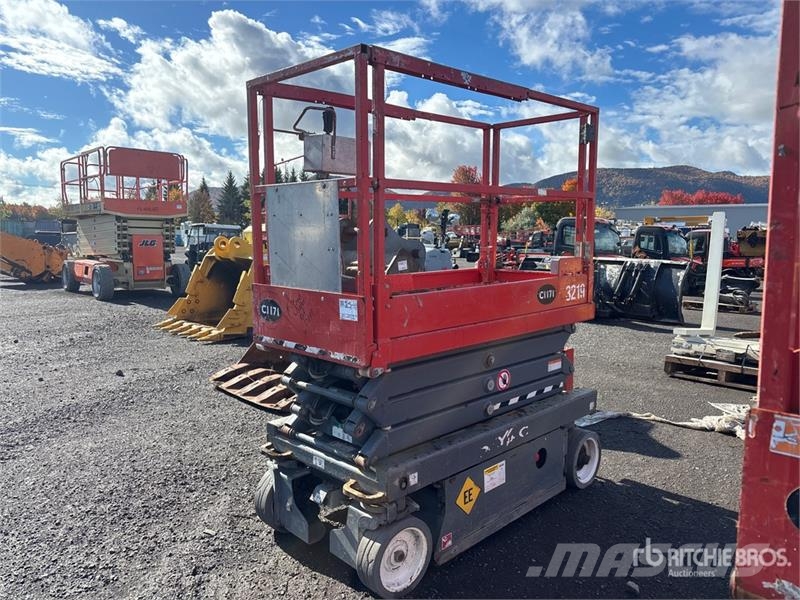 SkyJack SJIII3219 Šķerveida pacēlāji