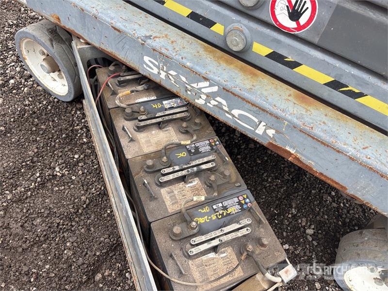 SkyJack SJIII3219 Scissor lifts