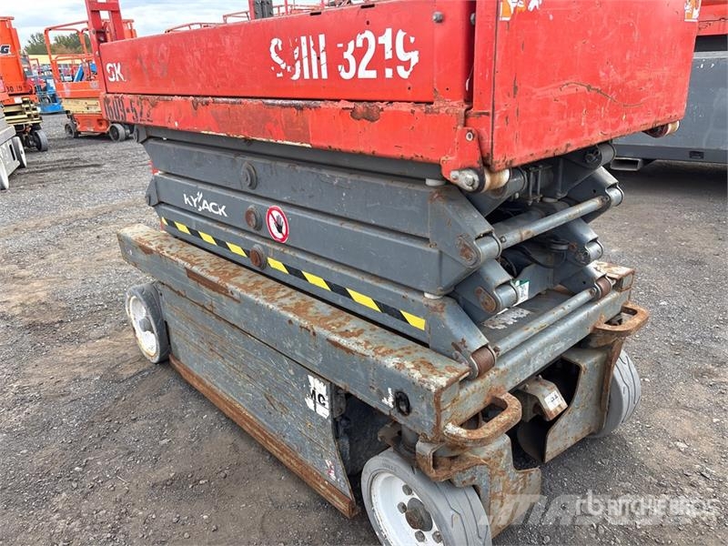 SkyJack SJIII3219 Šķerveida pacēlāji
