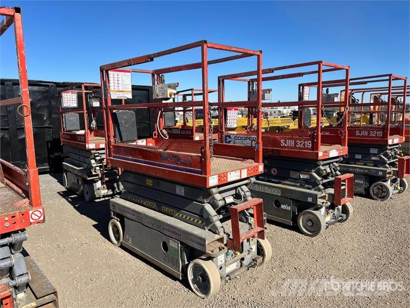 SkyJack SJIII3219 Škaraste platforme