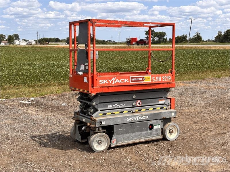 SkyJack SJIII3219 Scissor lifts