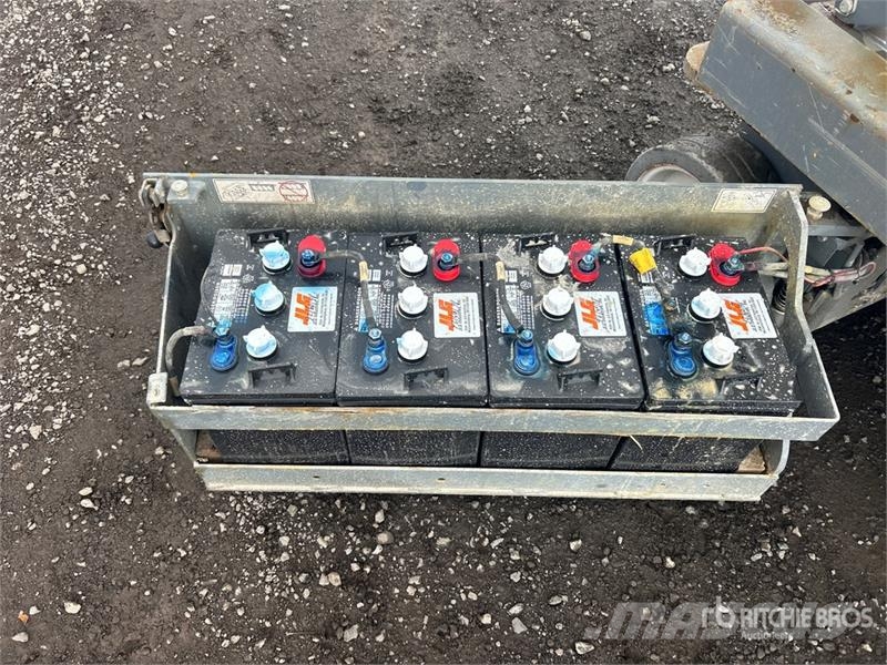 SkyJack SJIII3219 Käärtõstukid