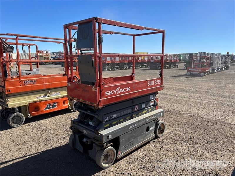 SkyJack SJIII3219 Škaraste platforme
