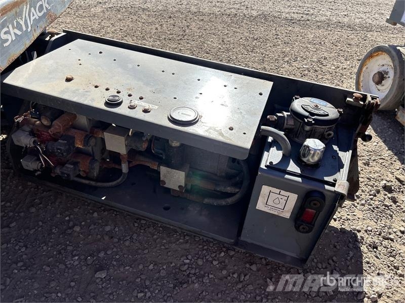 SkyJack SJIII3219 Škaraste platforme