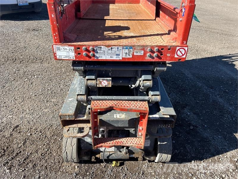 SkyJack SJIII3219 Šķerveida pacēlāji