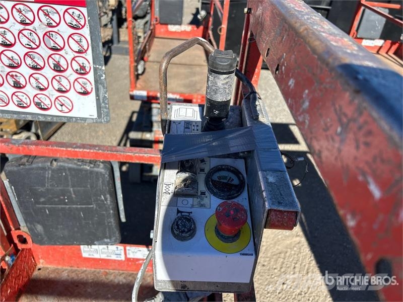 SkyJack SJIII3219 Škaraste platforme