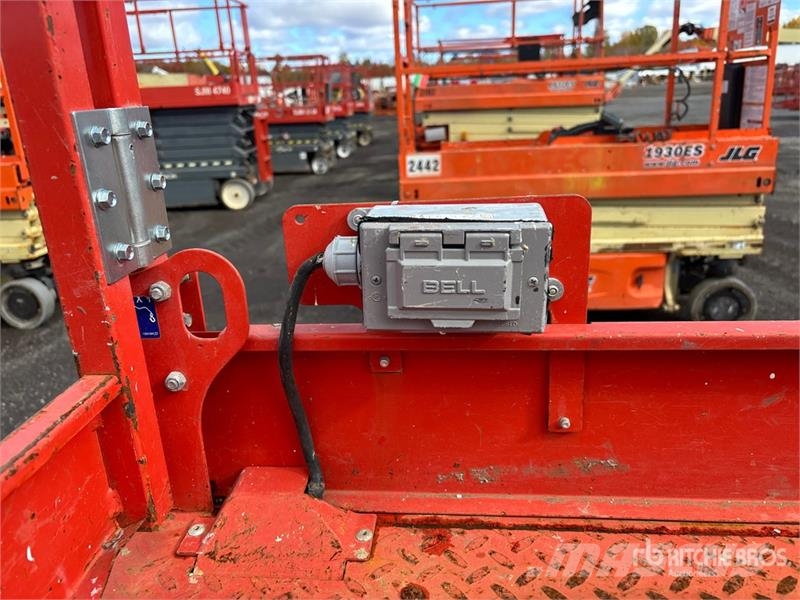 SkyJack SJIII3219 Electric Scissor Lift Käärtõstukid