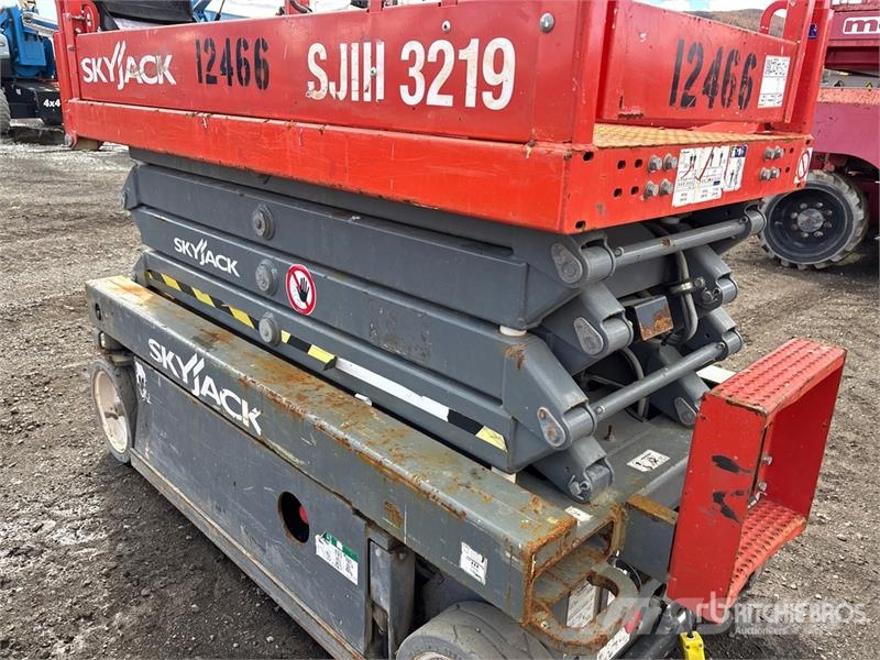 SkyJack SJIII3219 Electric Scissor Lift Käärtõstukid