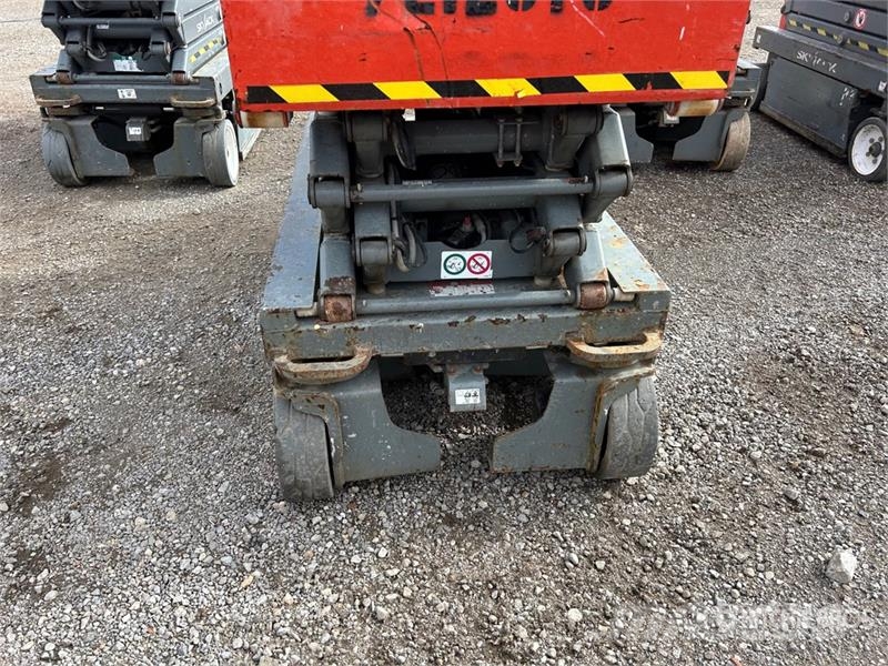 SkyJack SJIII3219 Electric Scissor Lift Šķerveida pacēlāji
