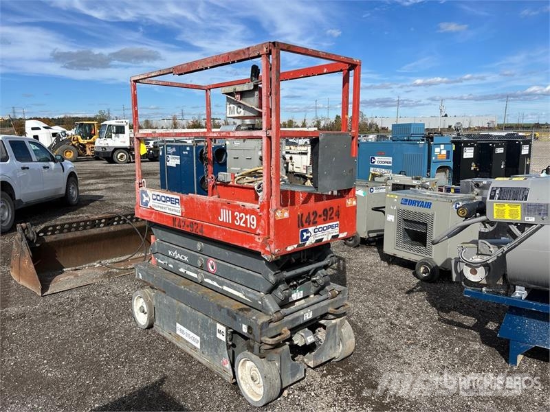 SkyJack SJIII3219 Electric Scissor Lift Škaraste platforme