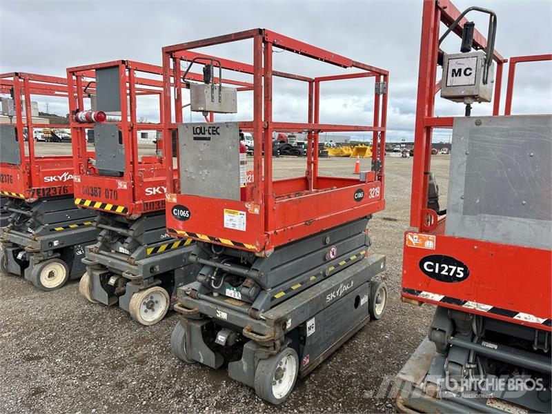SkyJack SJIII3219 Electric Scissor Lift Šķerveida pacēlāji