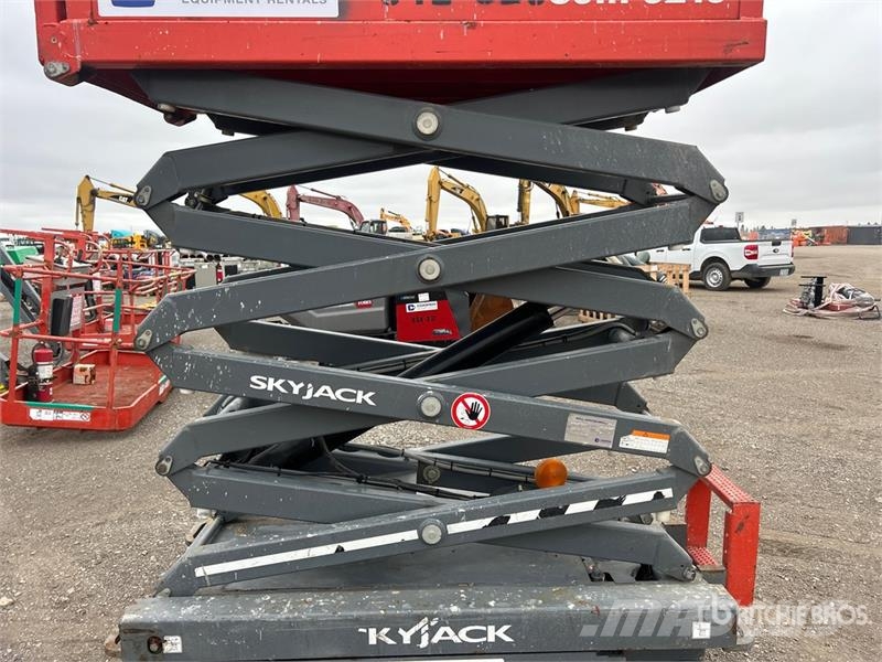 SkyJack SJIII3219 Electric Scissor Lift Scissor lifts