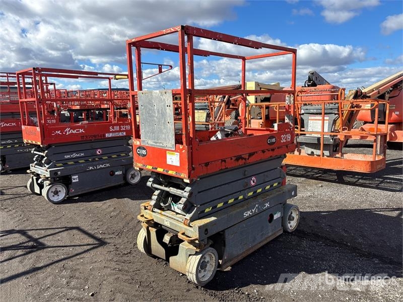 SkyJack SJIII3219 Electric Scissor Lift Käärtõstukid