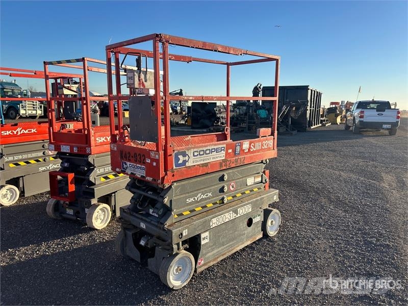 SkyJack SJIII3219 Electric Scissor Lift Elevadores de tesoura
