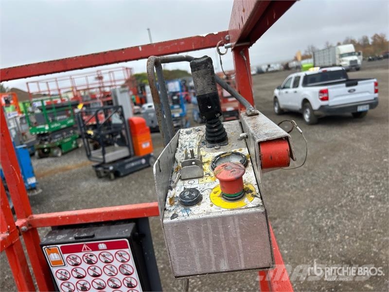 SkyJack SJIII3219 Electric Scissor Lift Šķerveida pacēlāji