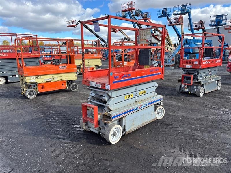 SkyJack SJIII3219 Electric Scissor Lift رافعات مقصية الشكل