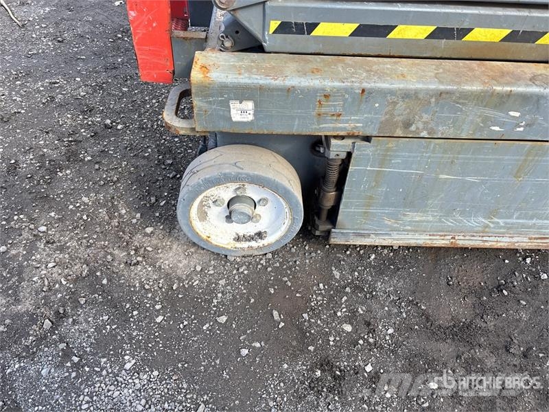 SkyJack SJIII3219 Electric Scissor Lift Käärtõstukid