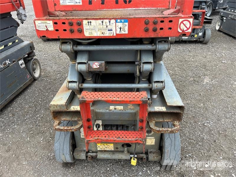 SkyJack SJIII3219 Electric Scissor Lift Šķerveida pacēlāji