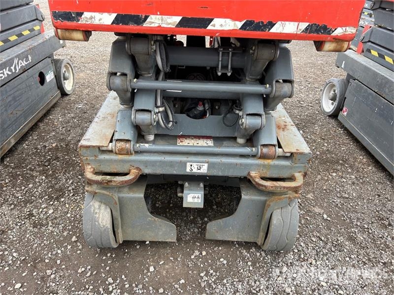 SkyJack SJIII3219 Electric Scissor Lift Šķerveida pacēlāji