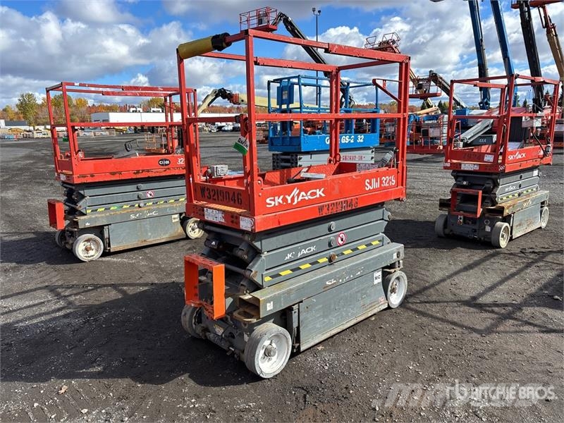 SkyJack SJIII3219 Electric Scissor Lift Käärtõstukid