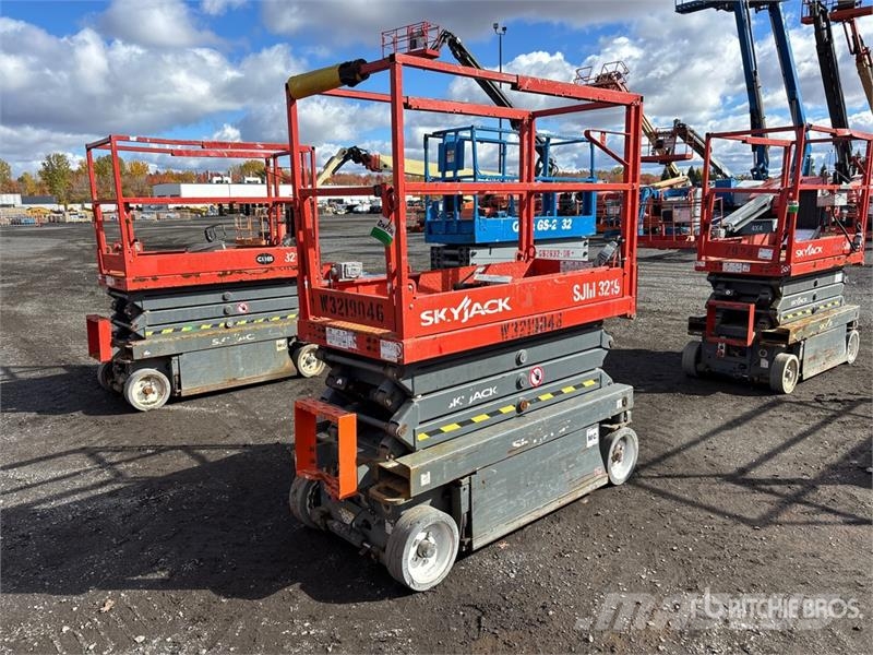 SkyJack SJIII3219 Electric Scissor Lift Käärtõstukid