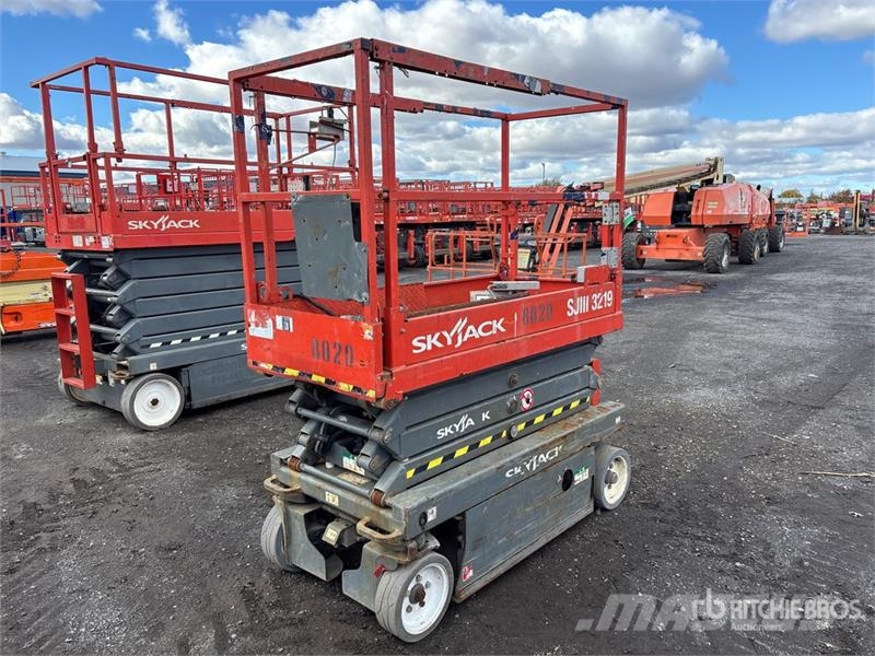 SkyJack SJIII3219 Electric Scissor Lift Käärtõstukid