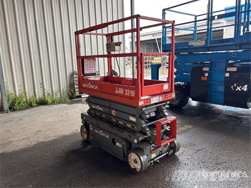 SkyJack SJIII3219 Electric Scissor Lift 剪式升降機