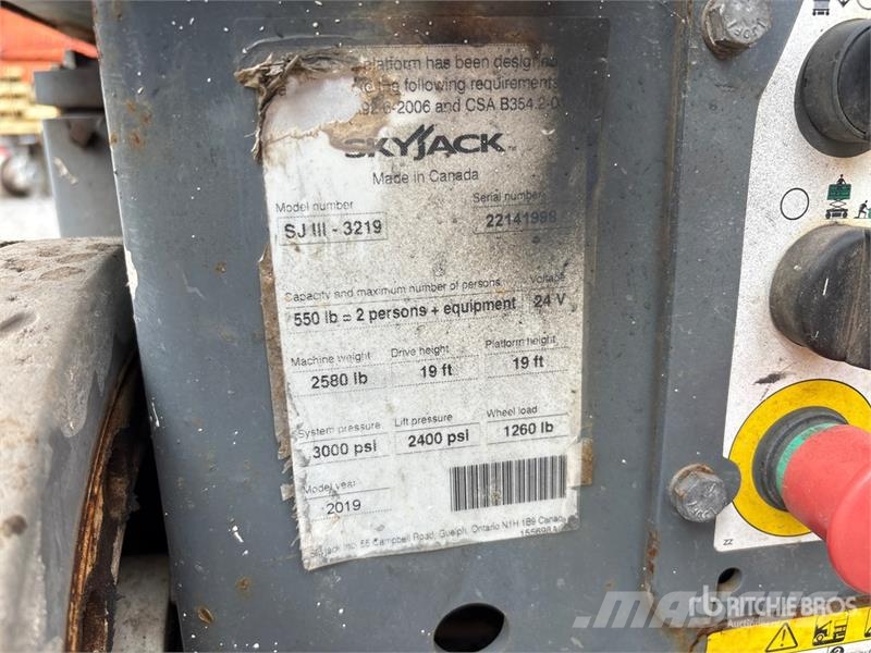 SkyJack SJIII3219 Electric Scissor Lift Šķerveida pacēlāji