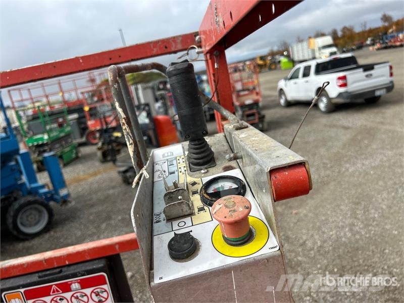 SkyJack SJIII3219 Electric Scissor Lift Šķerveida pacēlāji