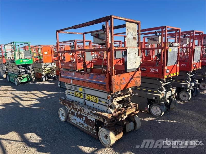 SkyJack SJIII3219 Electric Scissor Lift Šķerveida pacēlāji