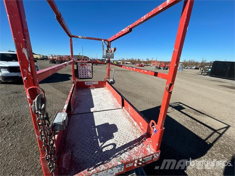 SkyJack SJIII3219 Electric Scissor Lift Šķerveida pacēlāji