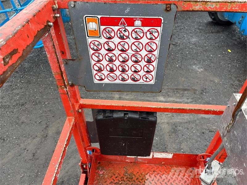 SkyJack SJIII3219 Electric Scissor Lift Scissor lifts