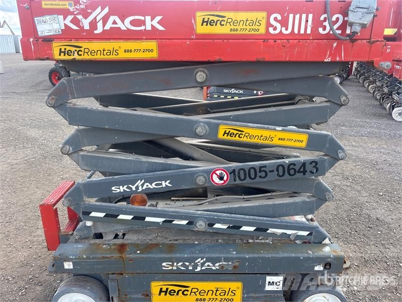 SkyJack SJIII3219 Electric Scissor Lift Scissor lifts