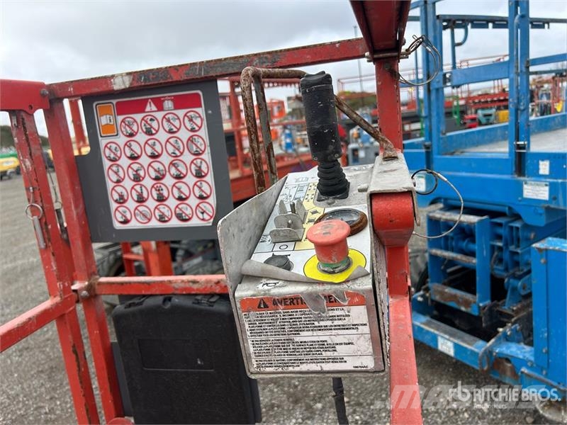 SkyJack SJIII3219 Electric Scissor Lift Šķerveida pacēlāji