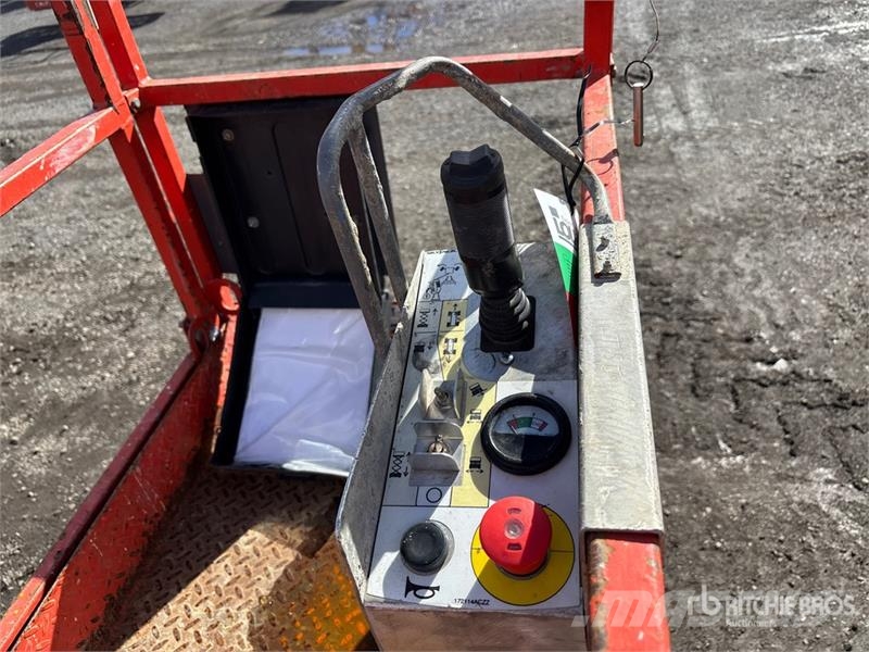 SkyJack SJIII3219 Electric Scissor Lift رافعات مقصية الشكل
