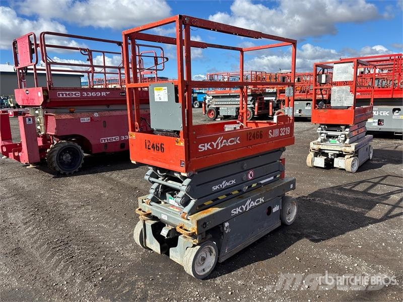 SkyJack SJIII3219 Electric Scissor Lift Käärtõstukid