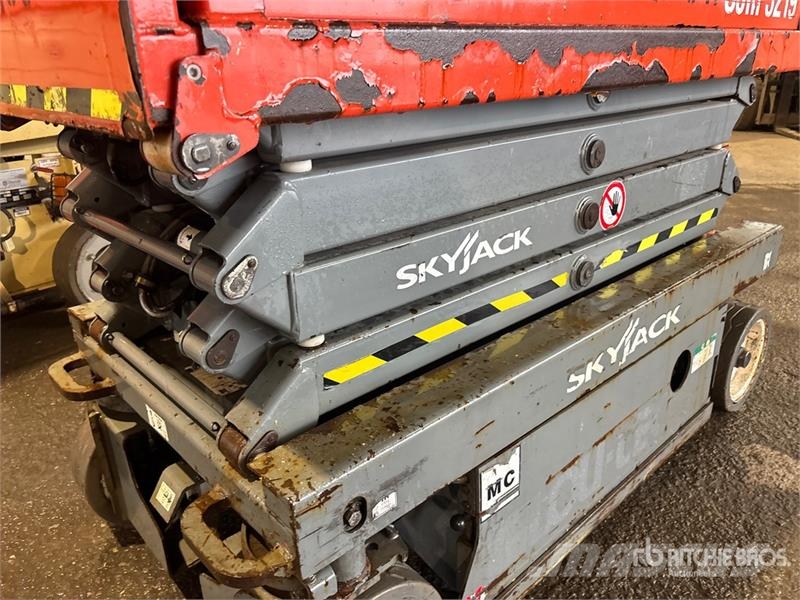 SkyJack SJIII3219 Electric Scissor Lift Škaraste platforme