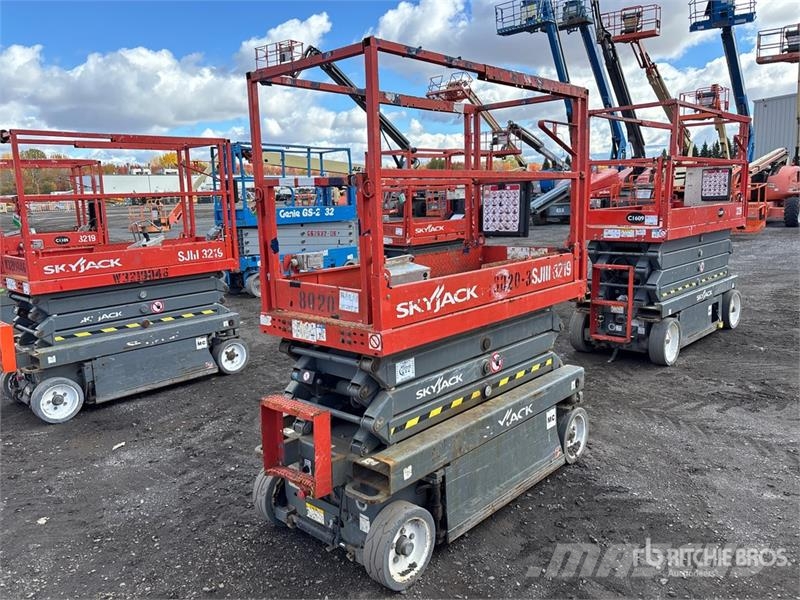 SkyJack SJIII3219 Electric Scissor Lift Käärtõstukid