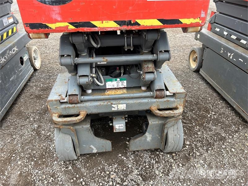 SkyJack SJIII3219 Electric Scissor Lift Šķerveida pacēlāji