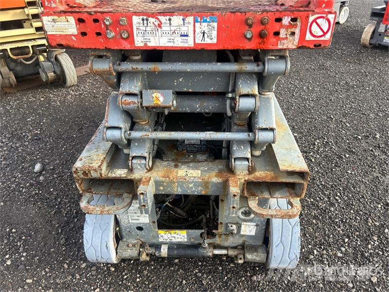 SkyJack SJIII3219 Electric Scissor Lift (Inoperable) رافعات مقصية الشكل