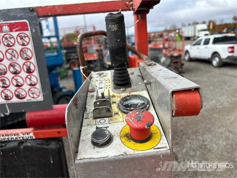 SkyJack SJIII3219 Electric Scissor Lift Šķerveida pacēlāji