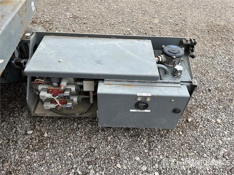 SkyJack SJIII3219 Electric Scissor Lift Šķerveida pacēlāji