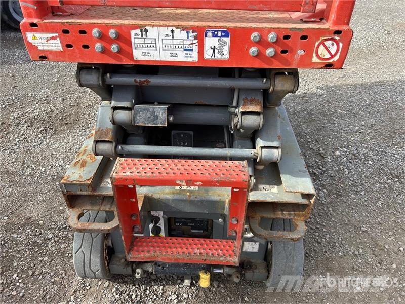 SkyJack SJIII3219 Electric Scissor Lift Šķerveida pacēlāji