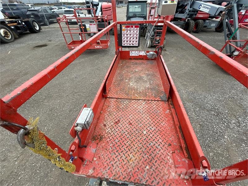 SkyJack SJIII3219 Electric Scissor Lift Scissor lifts