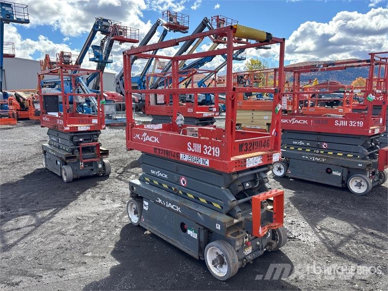 SkyJack SJIII3219 Electric Scissor Lift Käärtõstukid