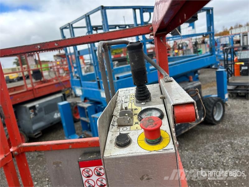 SkyJack SJIII3219 Electric Scissor Lift Šķerveida pacēlāji
