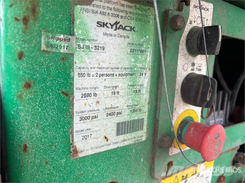 SkyJack SJIII3219 Scissor Lift رافعات مقصية الشكل